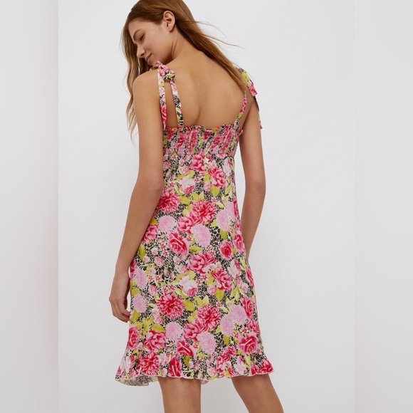 ๐ฎ๐น animal & flower print dress - Picture 3 of 16